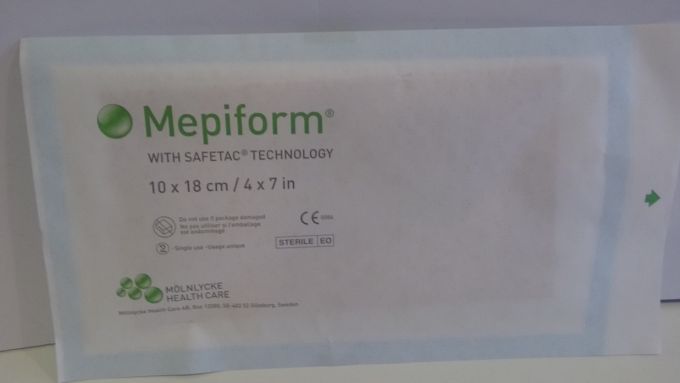 Mepiform sebtapasz                     10  x18  cm 1x